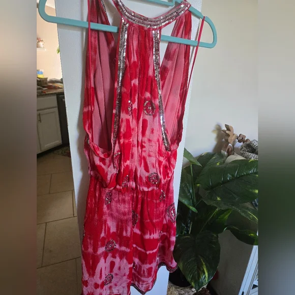 Red Tie-Dye Plunge Dress - Picture 8 of 8